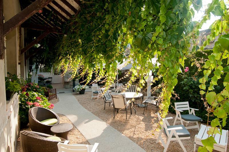 Logis Hotel Restaurant Nougier Saint-Étienne-de-Fursac المظهر الخارجي الصورة